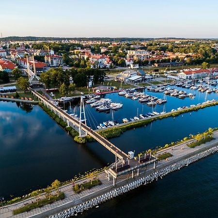 Hotel Zamek Гижицко Екстериор снимка