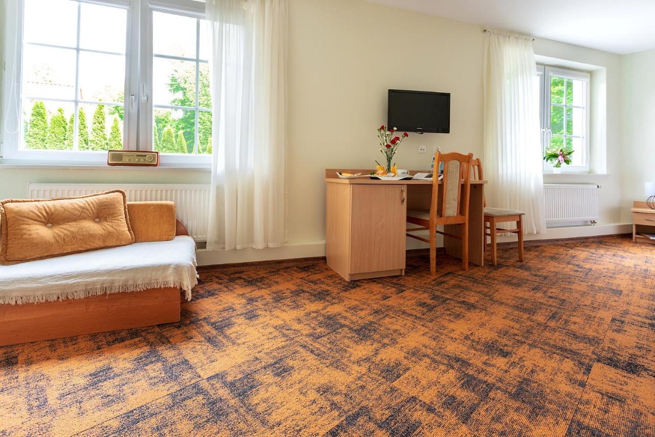Hotel Zamek Гижицко Екстериор снимка